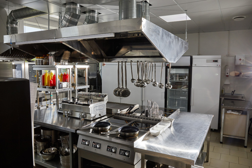 Desain Dapur Profesional: Tips Efisiensi untuk Restoran dan Hotel